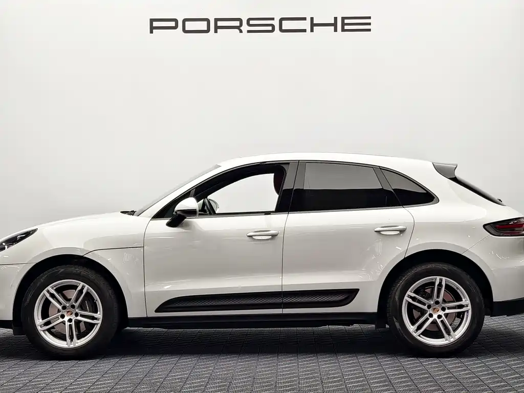 Porsche Macan 2024 — фото 6