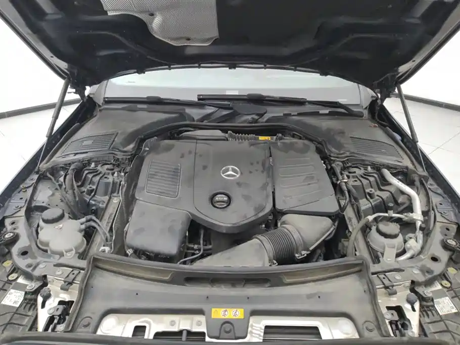 Mercedes-Benz C-Class 2023 — фото 10