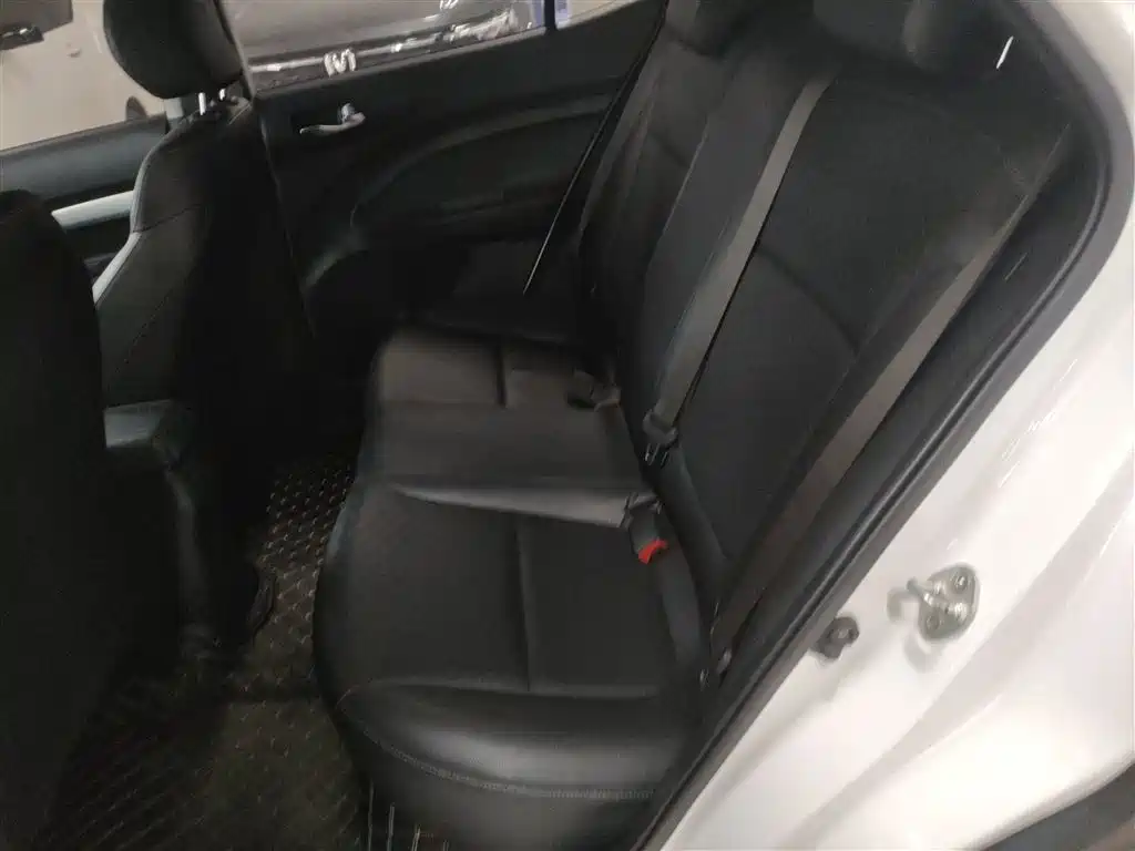Kia KX1 2018 — фото 14
