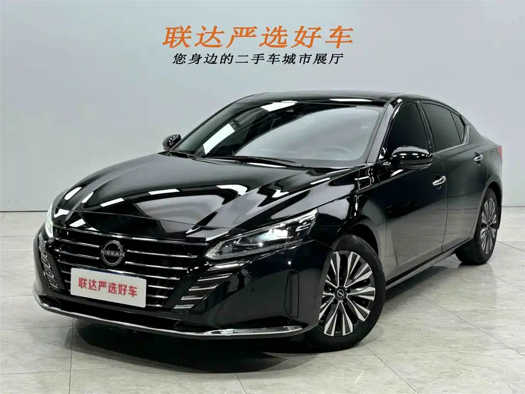 Nissan Teana 2023 — фото 1
