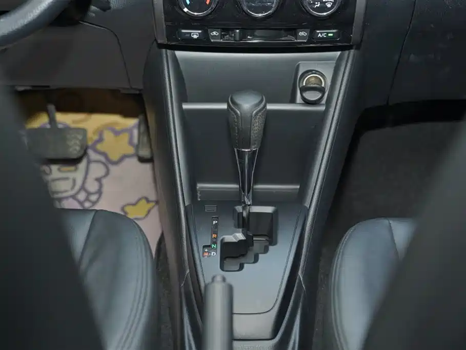Toyota Yaris L 2018 — фото 20
