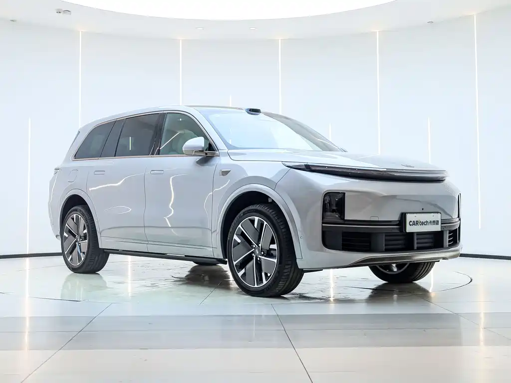 Li Auto Li L9 2025