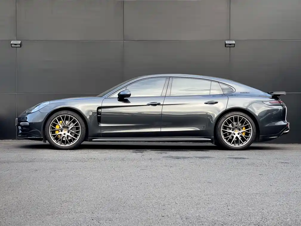 Porsche Panamera 2021 — фото 2