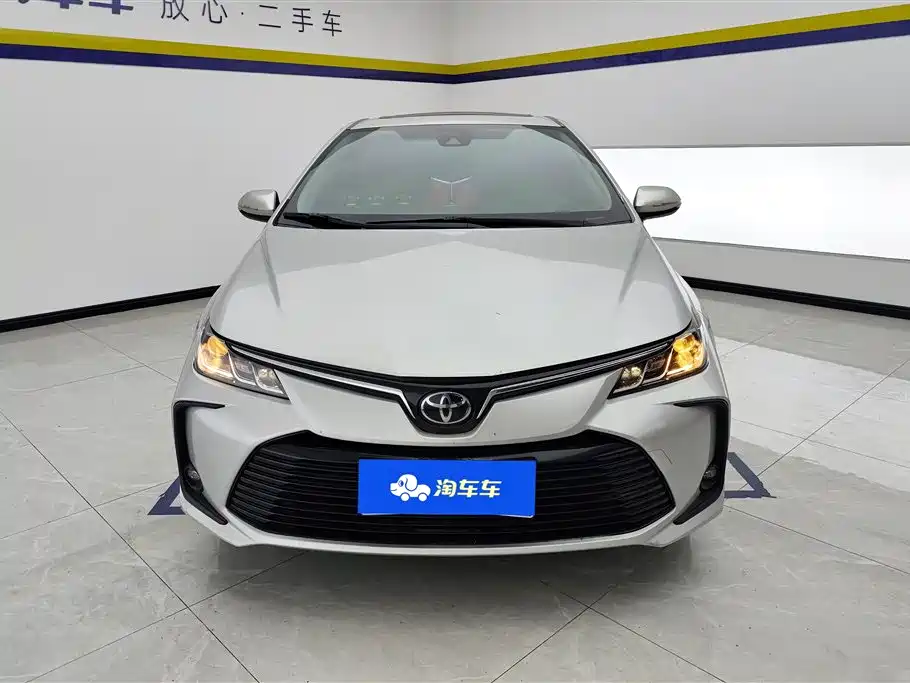 Toyota Corolla 2019 — фото 2
