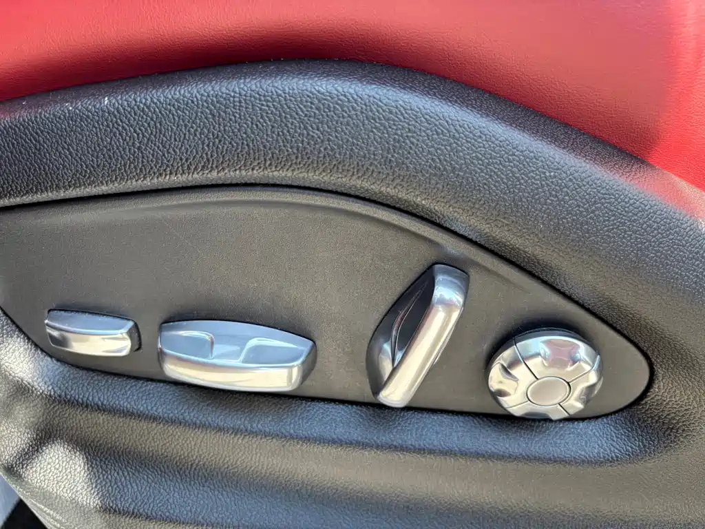 Porsche Cayenne 2021 — фото 17