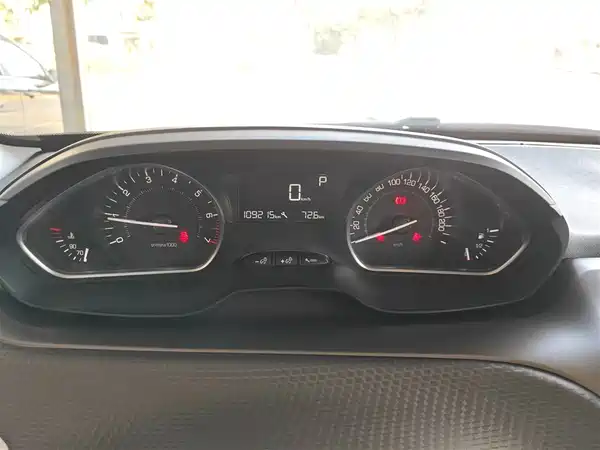 Peugeot 2008 2014