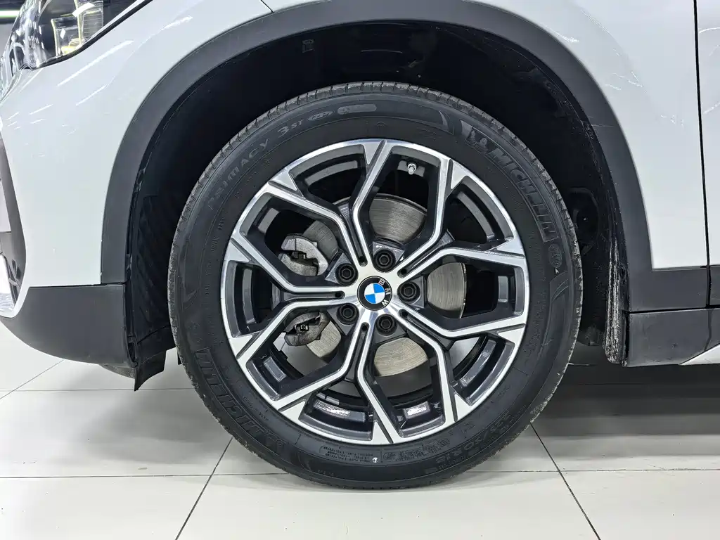 BMW X1 2022 — фото 6