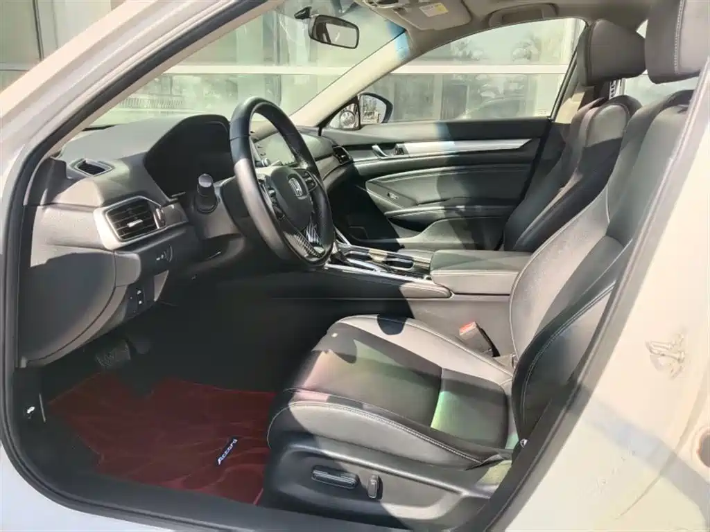 Honda Accord 2021 — фото 14