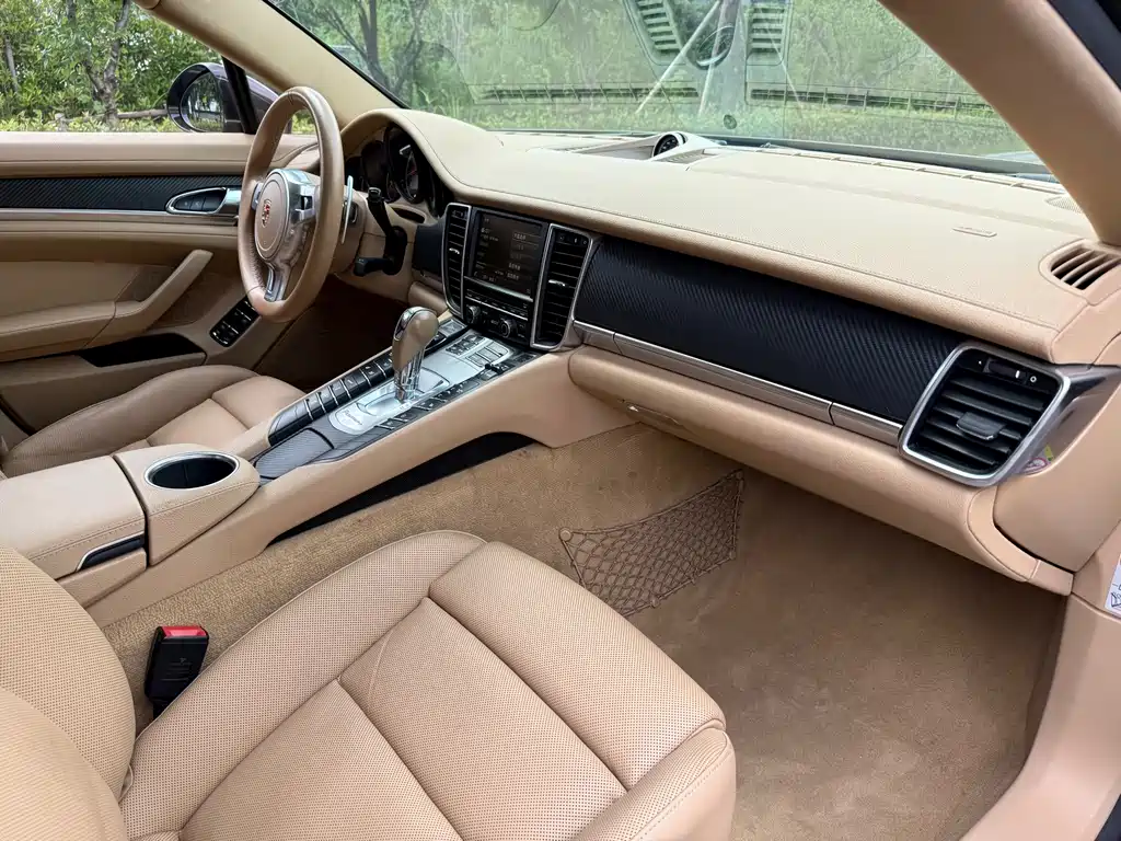 Porsche Panamera 2015 — фото 20