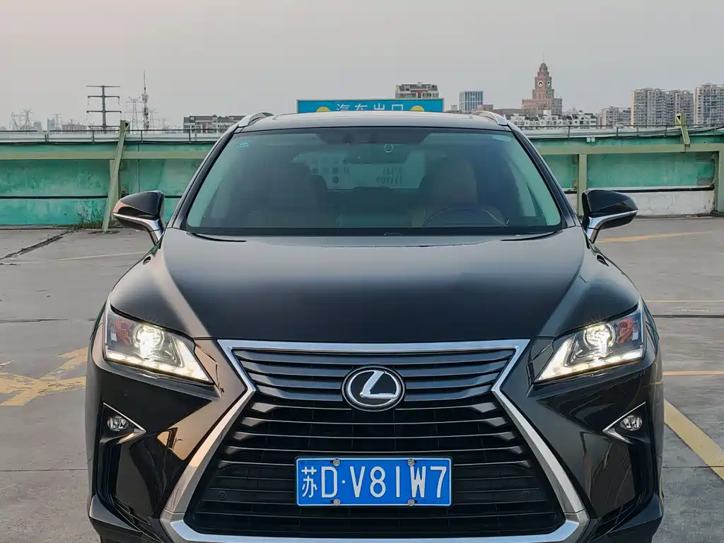 Lexus RX 2017 — фото 1