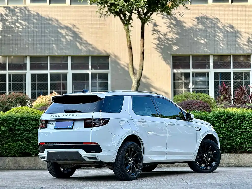 Land Rover Discovery Sport 2021 — фото 4