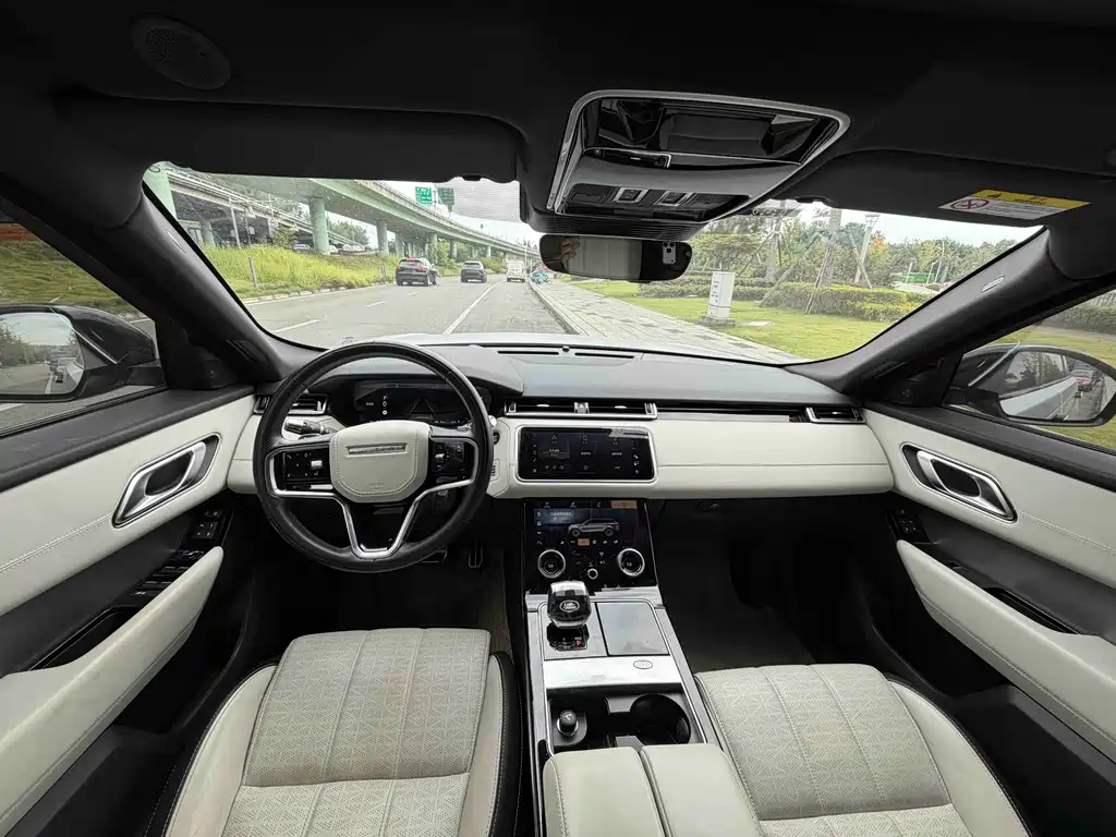 Land Rover Range Rover Velar 2022 — фото 10
