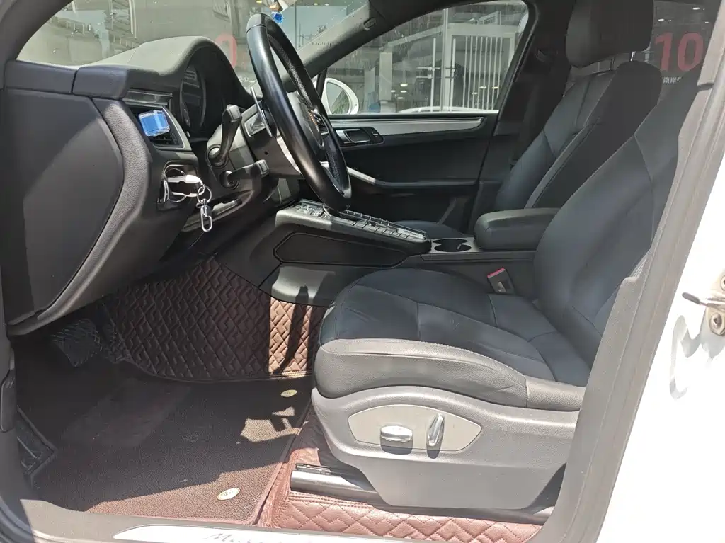 Porsche Macan 2015