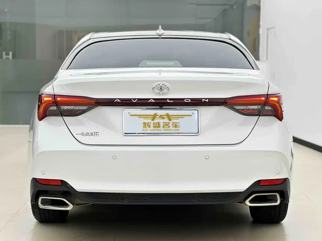 Toyota Avalon 2022 — фото 9