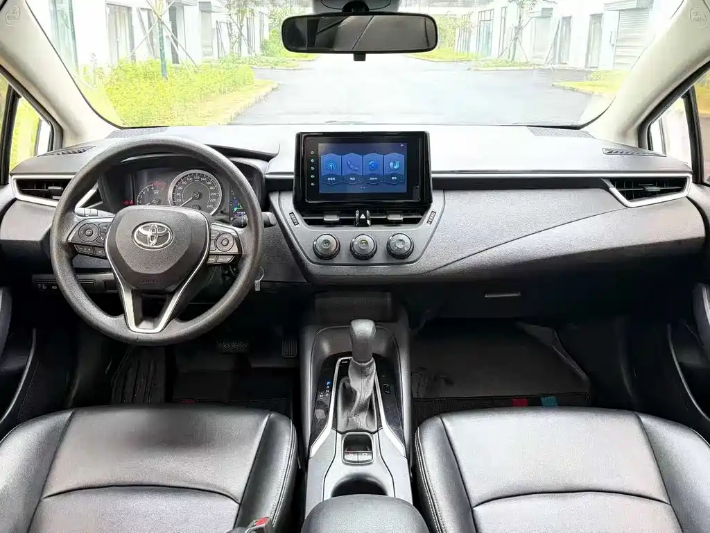 Toyota Corolla 2021 — фото 4