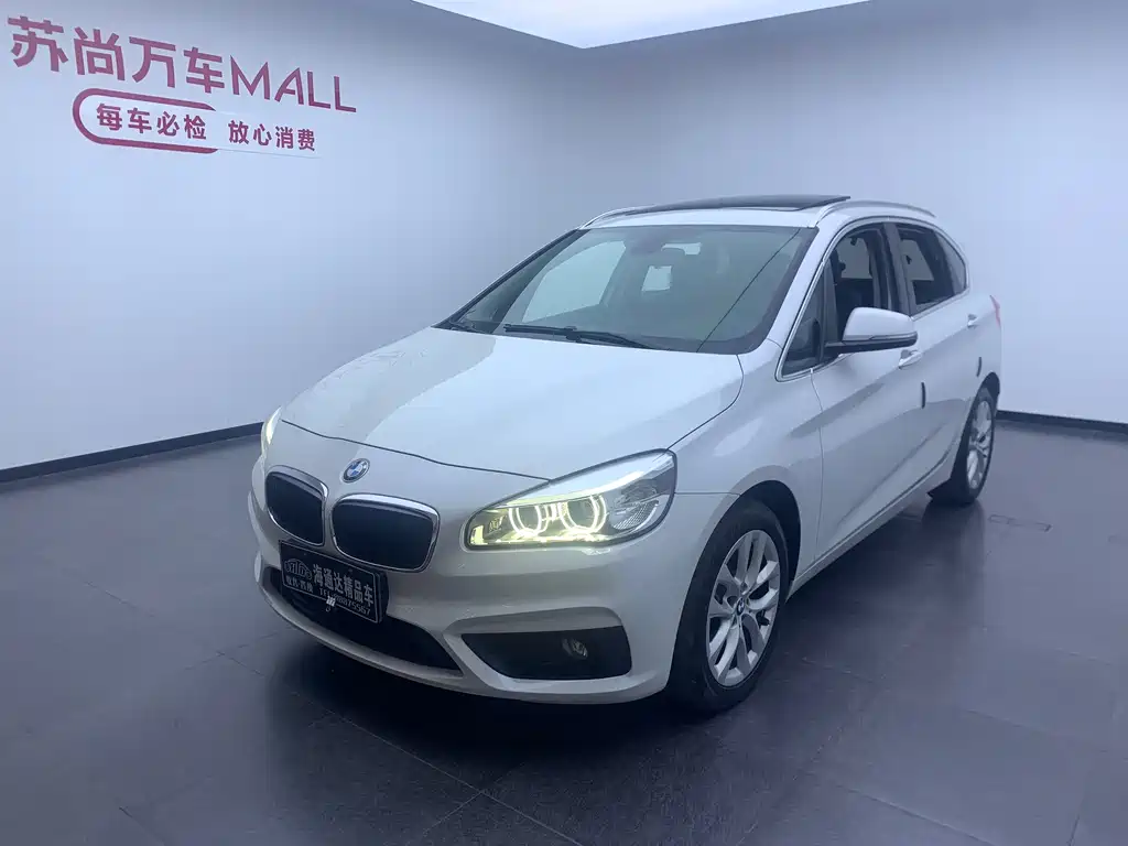 BMW 2 Series Station Wagon 2017 — фото 1