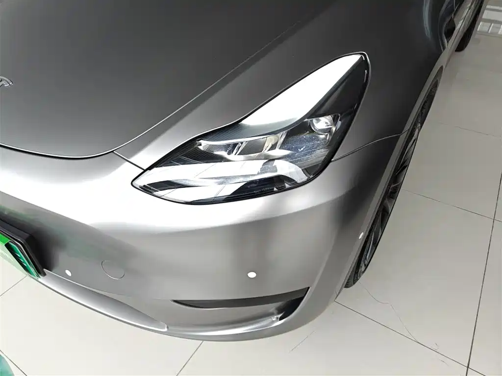 Tesla Model Y 2023 — фото 18