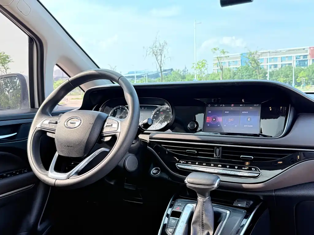 GAC Motor Trumpchi M6 2020 — фото 12