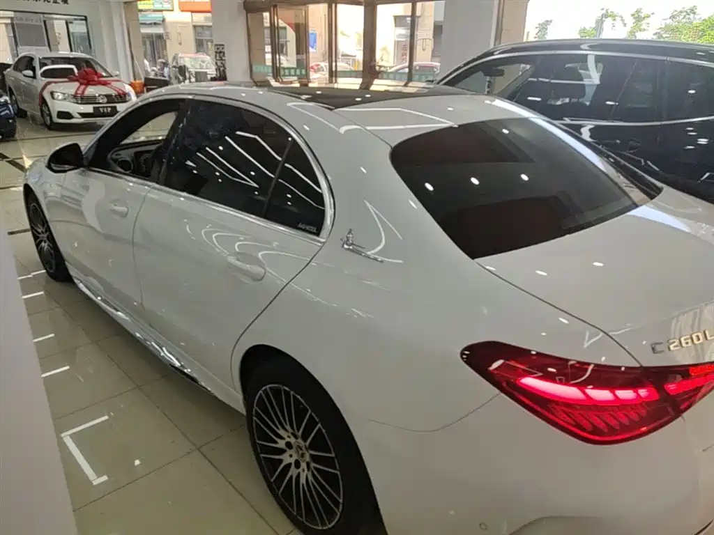 Mercedes-Benz C-Class 2023 — фото 5