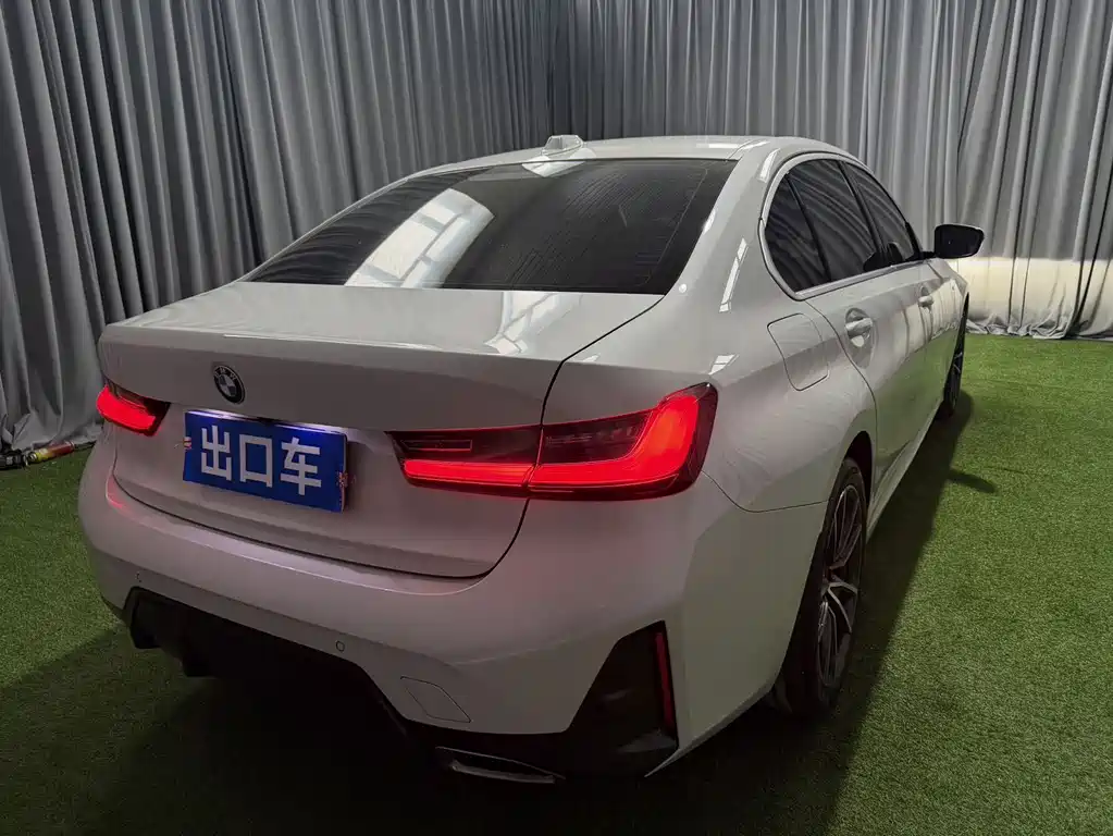 BMW 3 Series 2023