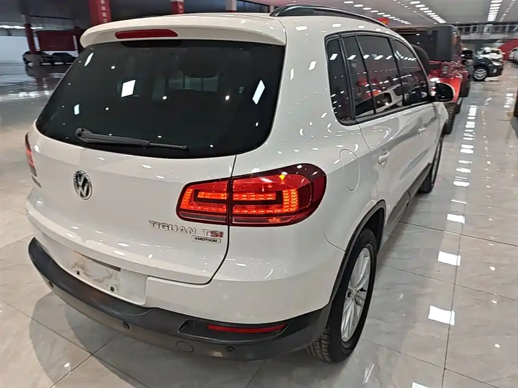 Volkswagen Tiguan 2015 — фото 7