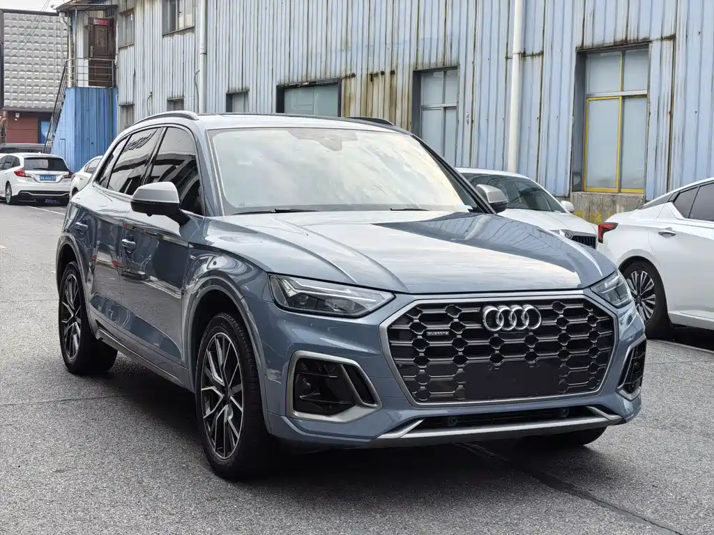 Audi Q5L 2023 — фото 4