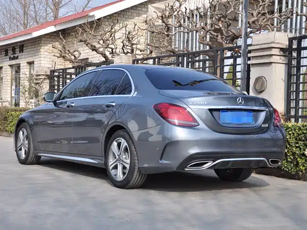 Mercedes-Benz C-Class 2019