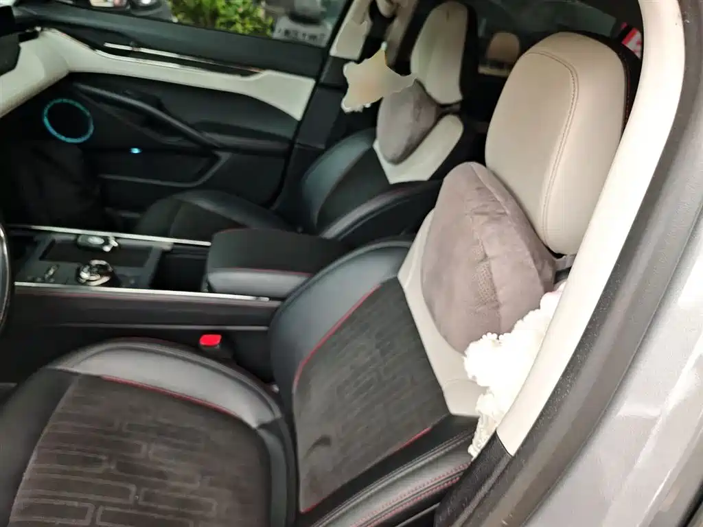 Ford Mondeo 2023 — фото 15