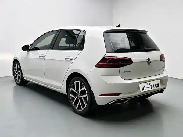 Volkswagen Golf 2020