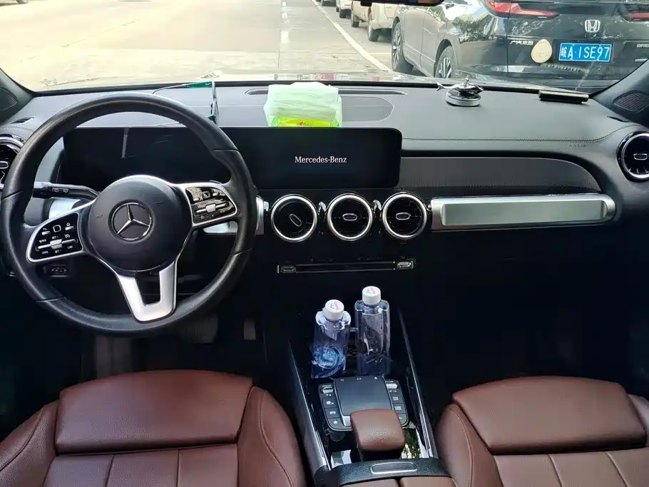 Mercedes-Benz GLB 2021 — фото 12
