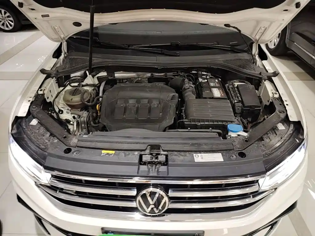 Volkswagen Tiguan L 2022 — фото 20