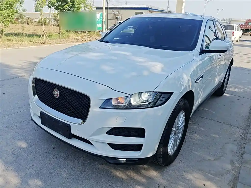 Jaguar F-PACE 2018 — фото 2