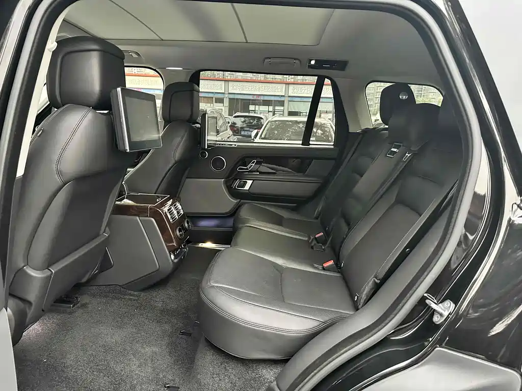 Land Rover Range Rover 2020 — фото 12