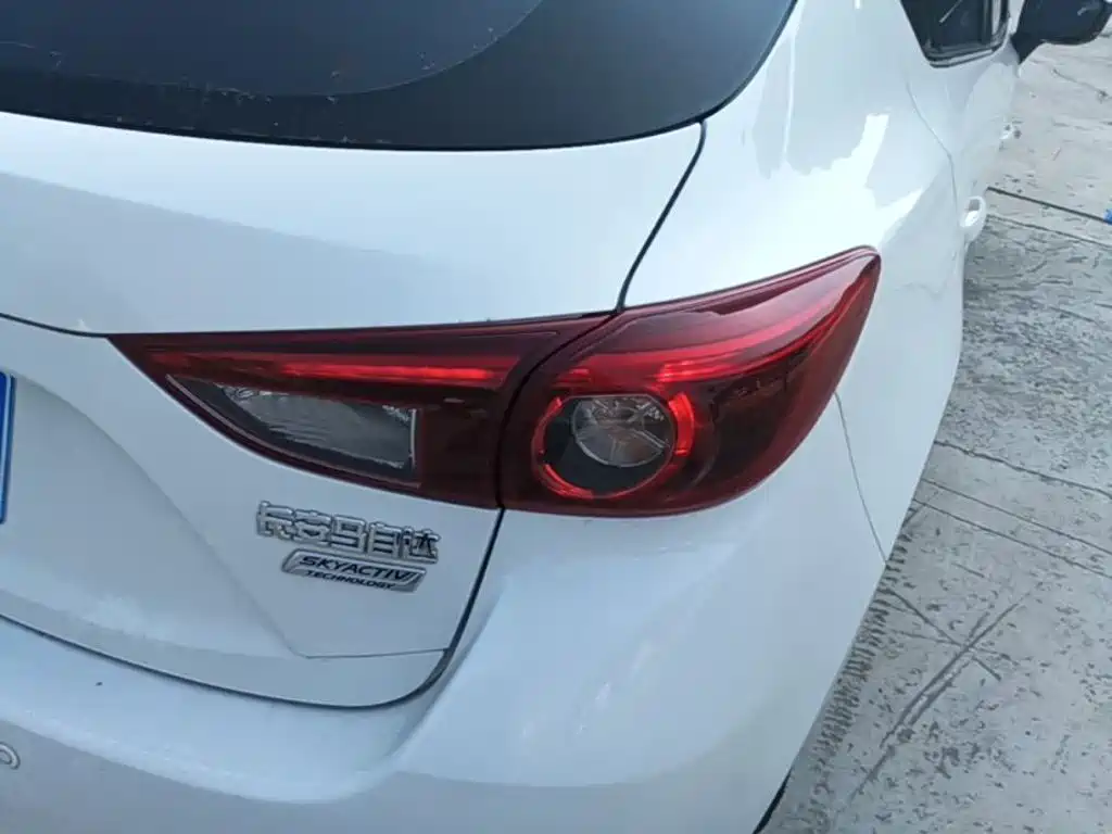Mazda 3 Angkesela 2018 — фото 8
