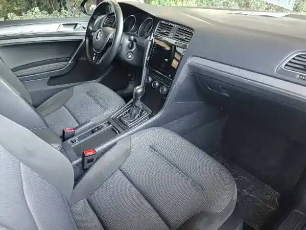 Volkswagen Golf 2020