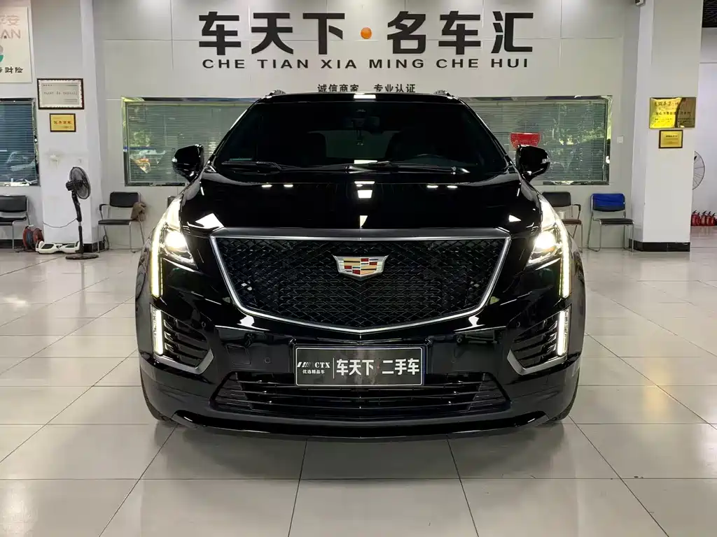 Cadillac XT5 2024 — фото 2