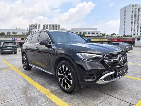 Mercedes-Benz GLC 2024