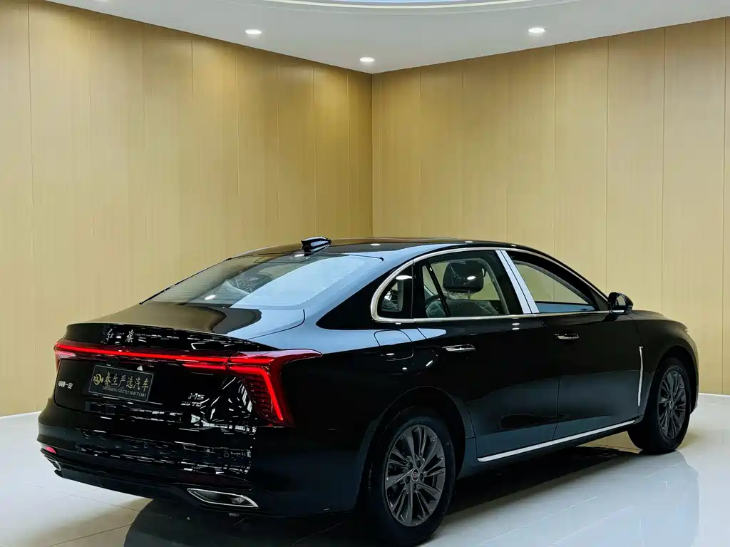 Hongqi H5 2026 — фото 12