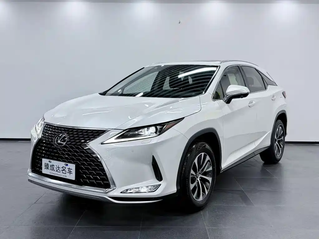 Lexus RX 2021 — фото 1