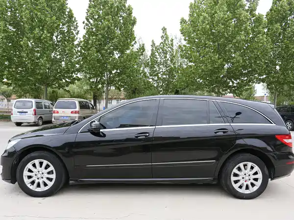 Mercedes-Benz R-Class 2011