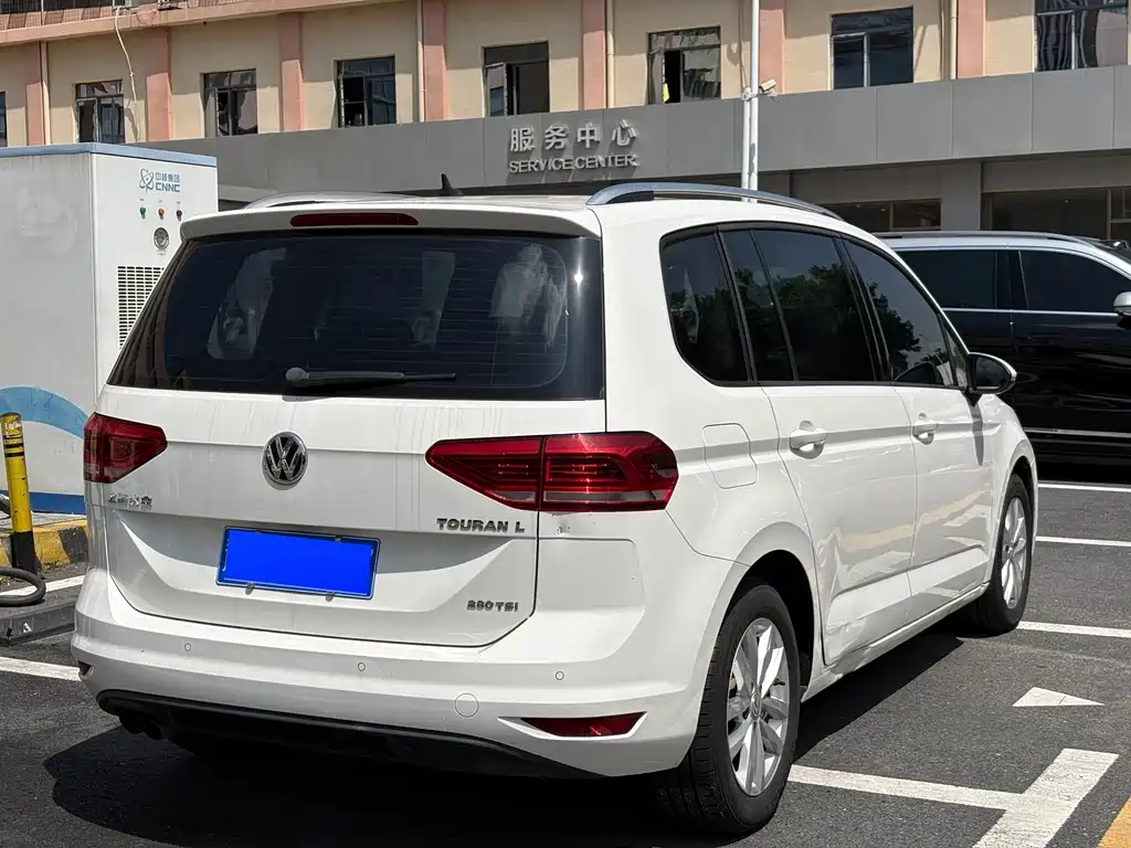 Volkswagen Touran 2016