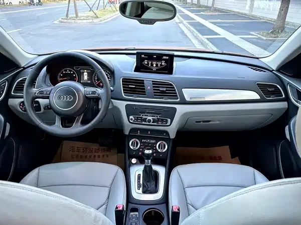 Audi Q3 2013