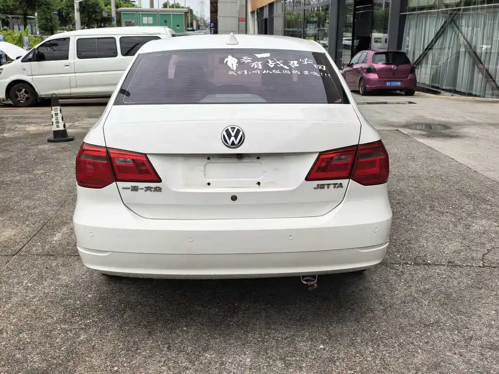 Volkswagen Jetta 2015