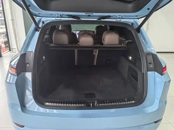 Li Auto L7 2025