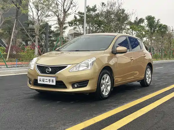 Nissan Tiida 2011