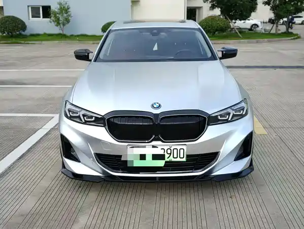 BMW i3 2024