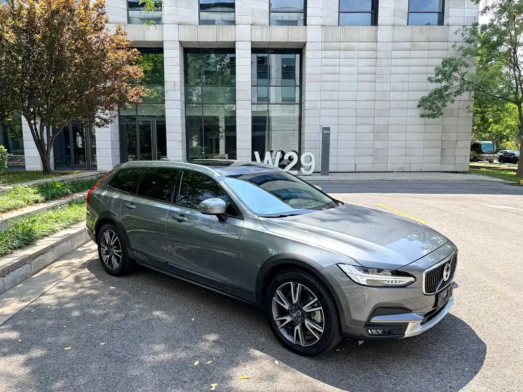 Volvo V90 2020 — фото 8