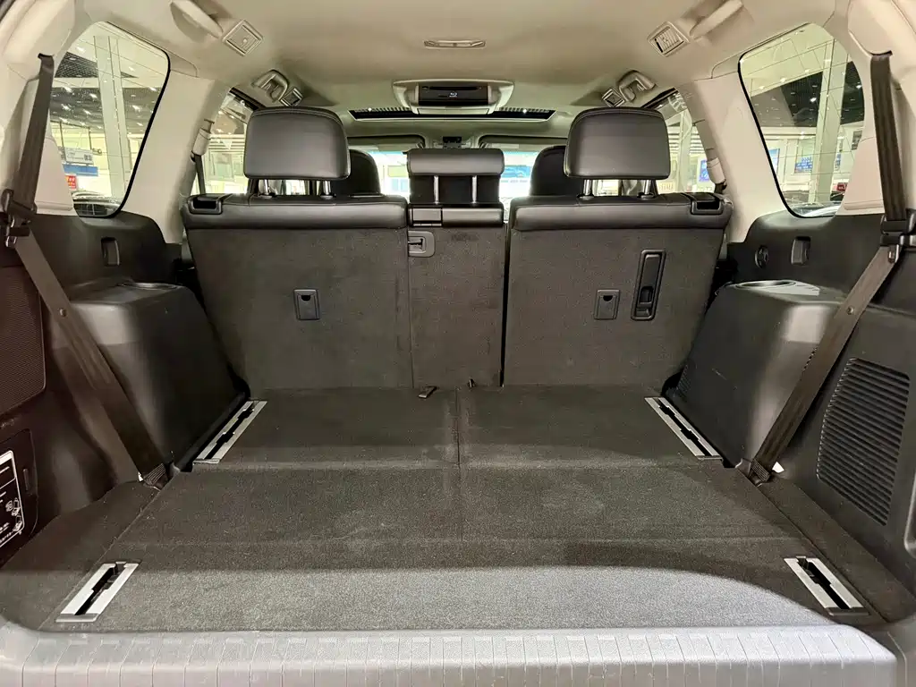 Toyota Prado 2016 — фото 13