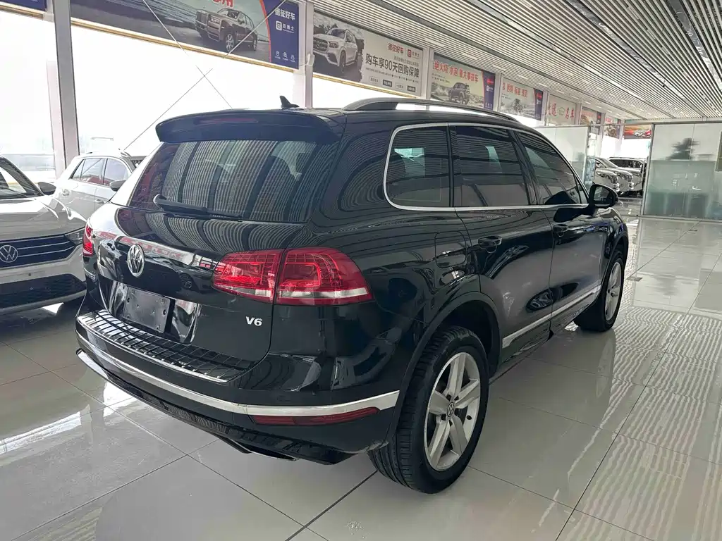 Volkswagen Touareg 2019 — фото 4