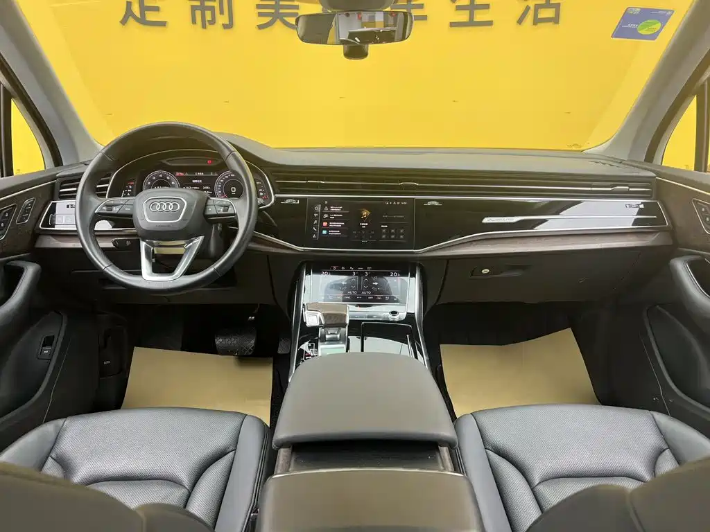 Audi Q7 2022 — фото 40